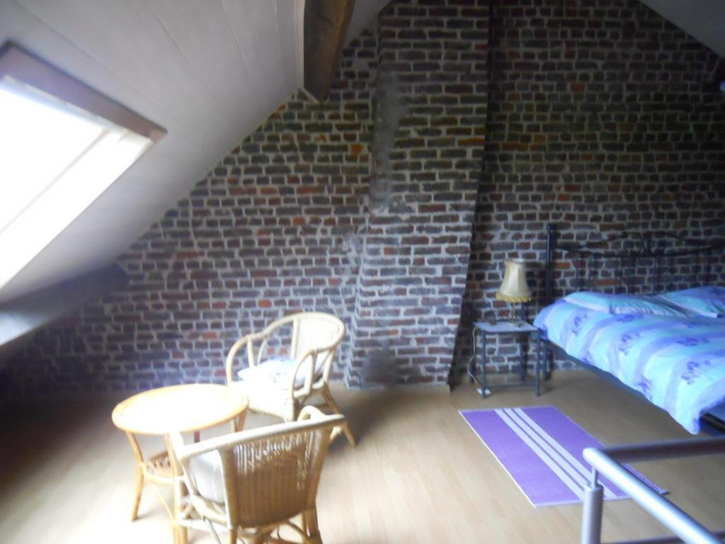 Huis De Wilde Wingerd Otel Ypres Oda fotoğraf