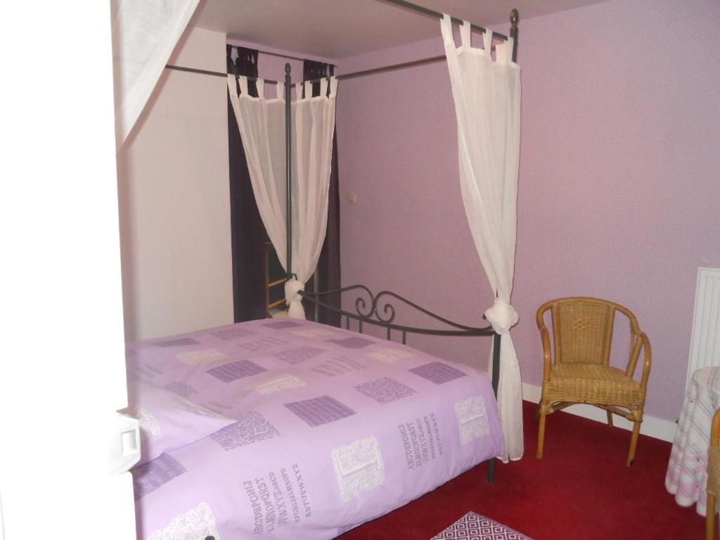 Huis De Wilde Wingerd Otel Ypres Oda fotoğraf