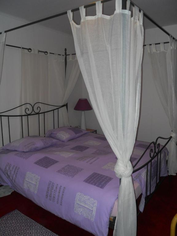 Huis De Wilde Wingerd Otel Ypres Oda fotoğraf
